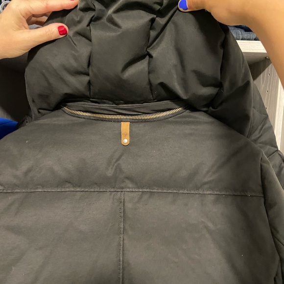 Mackage Parka women’s Lg - Picture 5 of 8